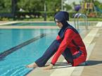 Burkini. Bazen.