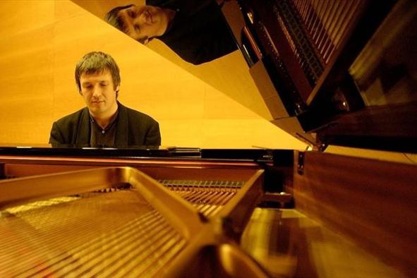 Na Ljubljana festivalu drevi koncert pianista Borisa Berezovskega