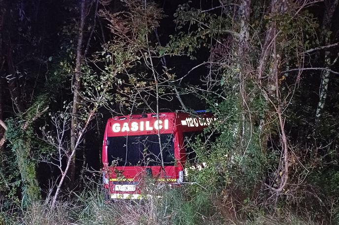 Gasilci PGD Movraž | Vozila so našli v jarku kakšen kilometer proč od gasilskega doma.  | Foto Gregor Šav/FB