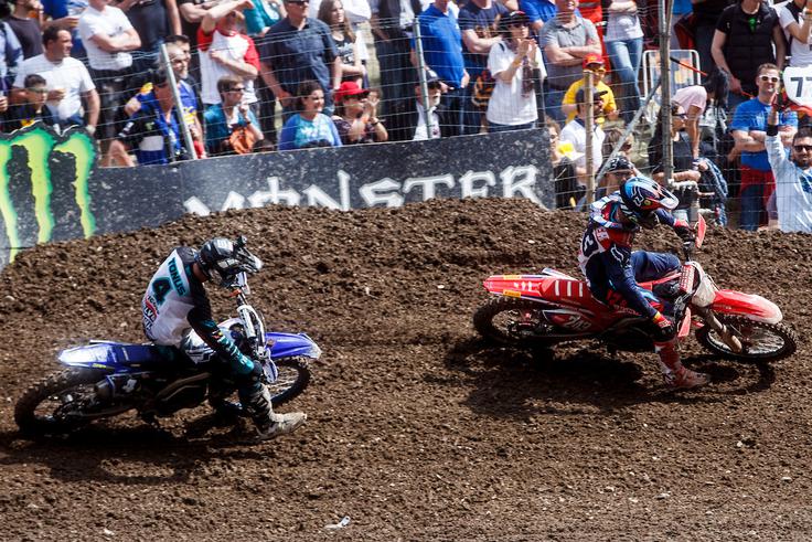 Gajser v dvoboju s Švicarjem Arnaudom Tonusom. | Foto: Grega Valančič / Sportida