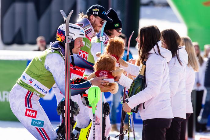 Čeprav je sezona pri kraju: spoznajte 4 ključne nasvete za varnejšo smuko