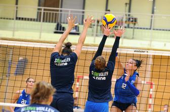 Odbojkarice dvakrat premagale Grkinje in enkrat remizirale