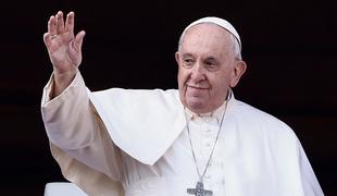 Papež ob božiču pozval h koncu nesmiselne vojne v Ukrajini