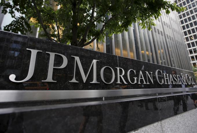 Pri odpisu dolgov ne gre samo za nizke zneske. Nekaterim komitentom bo banka JPMorgan Chase odpisala tudi po več tisoč evrov dolga.  | Foto: Reuters
