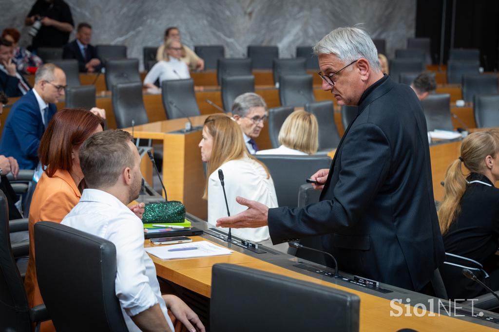 Drćavni zbor, Glasovanje, Janez Janša
