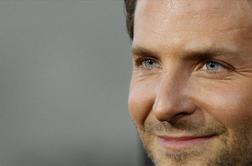 Bradley Cooper osvaja Scarlett Johansson