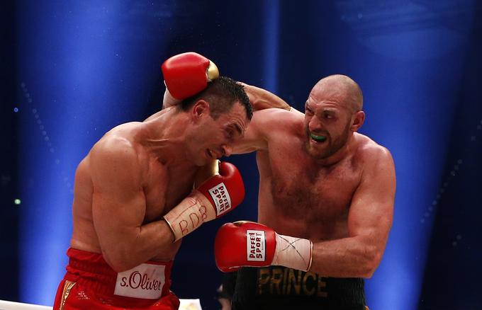 Tyson Fury je nazadnje boksal leta 2015, ko je po točkah končal vladavino Vladimirja Klička. | Foto: Reuters