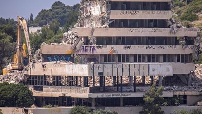 Rušijo kultni hotel pri Dubrovniku, kjer je dopustovala politična elita Jugoslavije #video
