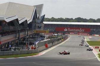 V Silverstonu štirje različni dirkalniki za zmago?