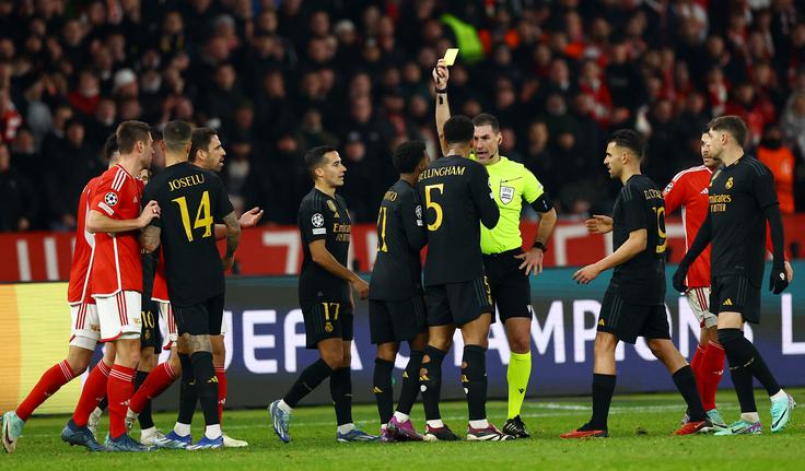 Rade Obrenović je delil pravico na tekmi Union Berlina in Real Madrida. | Foto: Reuters