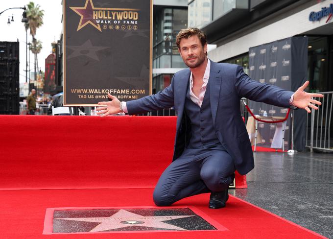 Chris Hemsworth je svojo zvezdo na hollywoodskem pločniku slavnih dobil tik pred premiero novega filma Furiosa: A Mad Max Saga. | Foto: Reuters