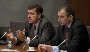 SD: Tankovo pisanje je sprevrženo