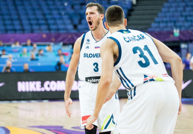 Goran Dragić je zarjovel in bil kot pravi lev v dvoboju s Poljaki, ki ga je končal pri 30 točkah. | Foto: Vid Ponikvar
