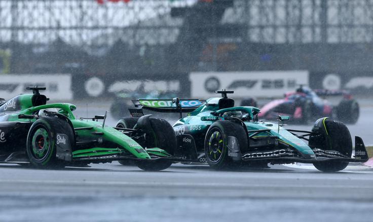 Nico Hülkenberg in Lance Stroll sta največ profitirala s prvim postankom v pravem trenutku. | Foto: Reuters