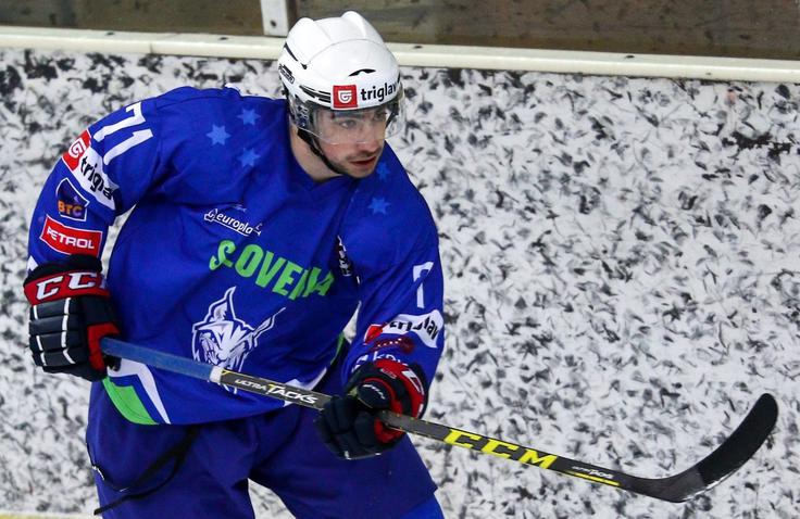 Nik Simšič, ki je pod selektorsko taktirko Nika Zupančiča dobil prvo člansko reprezentančno priložnost, je zadnjih pet let preživel na Švedskem. | Foto: Matic Klanšek Velej/Sportida