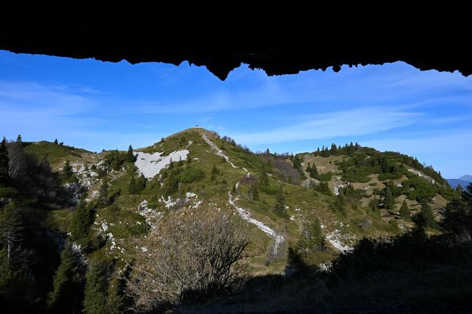 Pogled iz enega od bunkerjev proti Možicu | Foto: Matej Podgoršek