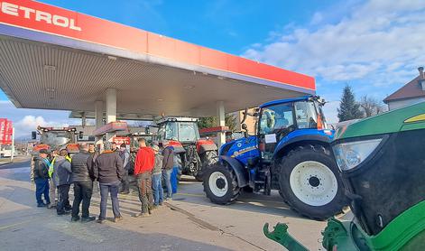 Zaprtje bencinskih servisov: krajani napovedujejo državljansko nepokorščino