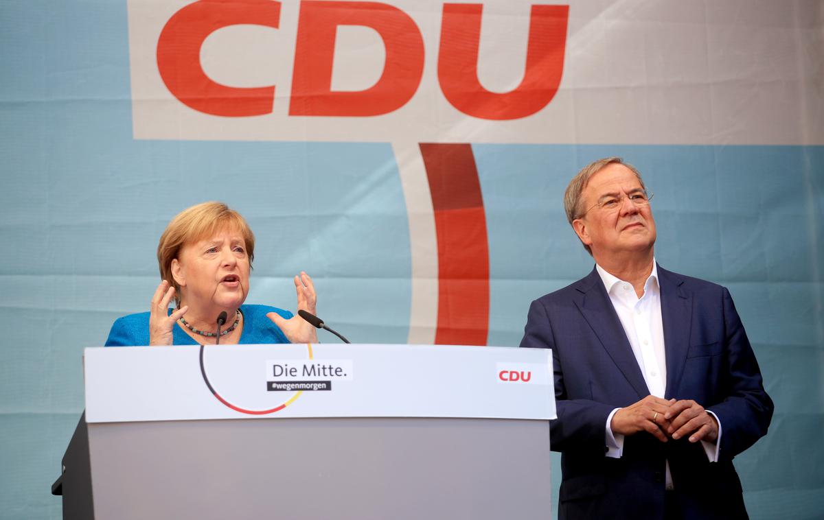 Nemčija volitve | Angela Merkel je znova izrazila podporo Arminu Laschetu, kandidatu krščanskih demokratov. | Foto Reuters