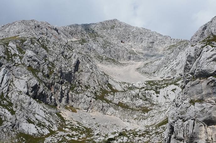 Grintovec | Pot na Grintovec. | Foto STA