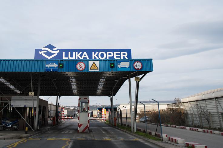 Nadzorni svet Luke Koper je v primeru razrešitve Gašparja Gašparja Mišiča s funkcije predsednika uprave družbe deloval z največjo mogočo mero skrbnosti in previdnosti, se zagovarjajo v Luki Koper. | Foto: 