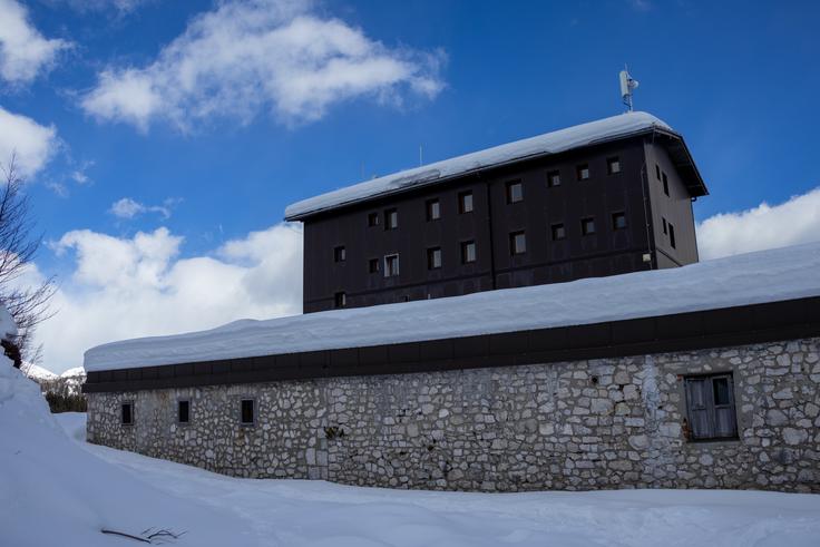Dom na Komni | Foto: Matej Podgoršek
