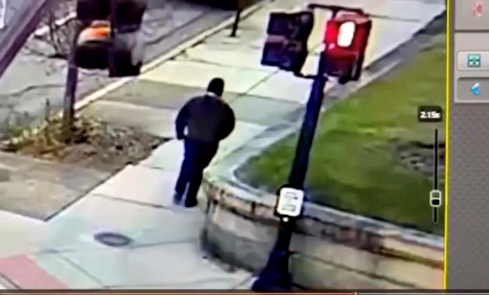 Streljal med izpitom: dve osebi mrtvi, dvajset poškodovanih