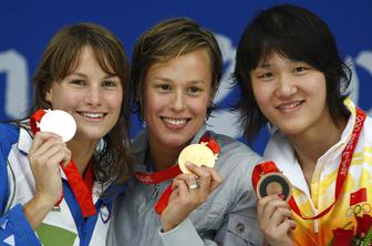 V bazenih popolna prevlada Amerike, a tudi ena srebrna medalja za Slovenijo