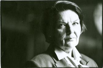 Umrla je kostumografka Alenka Bartl Prevoršek