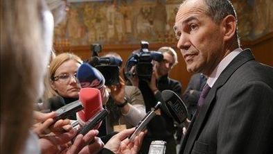 Velik padec podpore Socialnim demokratom