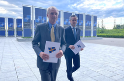 Švedska in Finska uradno vložili prošnji za vstop v Nato #video