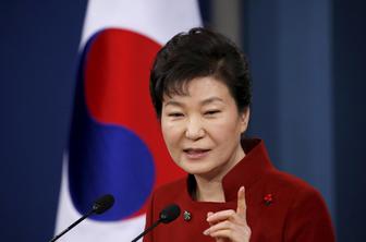 Južna Koreja opozorilno streljala proti Severni Koreji