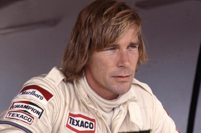 James Hunt je imel zaradi svoje neposrednosti, zabavljaškega načina življenja in brezkompromisnega dirkanja veliko navijačev. | Foto: Newspress