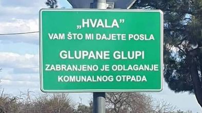 Novi znaki na hrvaški obali že dvigujejo prah