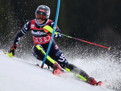 Mikaela Shiffrin še enkrat več razred zase