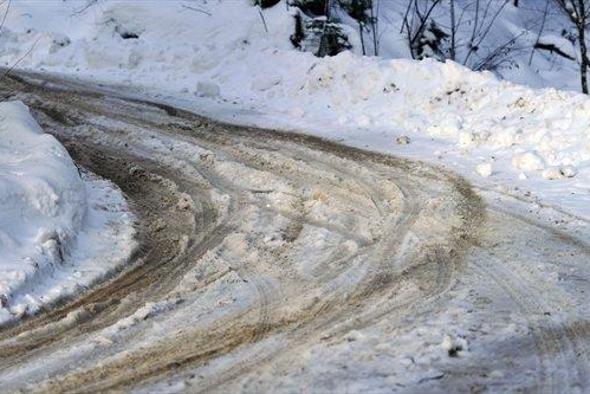 Zimska obutev motociklov in skuterjev