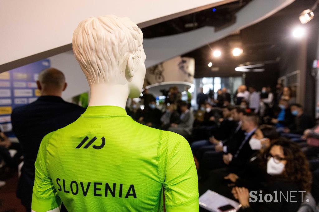 Kolesarska zveza Slovenije: nov reprezentančni dres