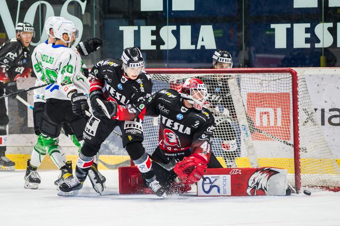 Orli Znojmo : HK Olimpija ICEHl | Olimpija je na gostovanju pri Znojmu zaostajala z 0:2, nato pa v zadnjem delu priredila preobrat in se po dveh porazih vrnila na zmagovito pot. | Foto Rostislav Pfeffer