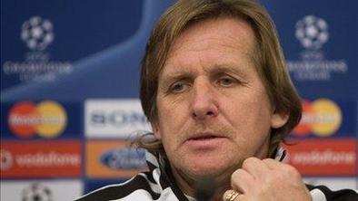 Besiktas in Schuster sklenila dogovor