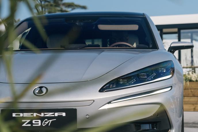 400 kilometrov v petih minutah? Kitajske polnilnice prihajajo v Evropo.