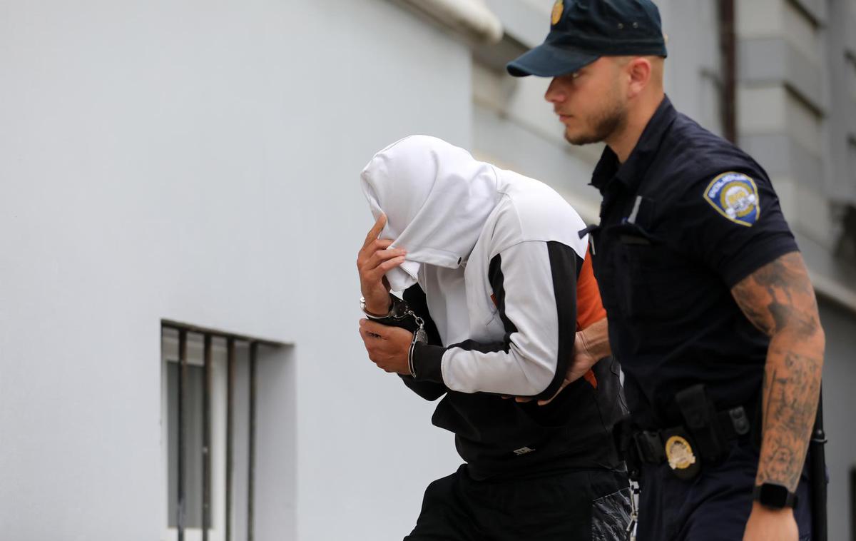 Pretep v Poreču | Za trojico osumljencev je zaradi nevarnosti, da bi dejanje ponovili, puljski preiskovalni sodnik danes odredil preiskovalni pripor. | Foto Sasa Miljevic/PIXSELL