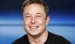 Nov zaplet za Teslo: je Elon Musk lagal o milijardah?