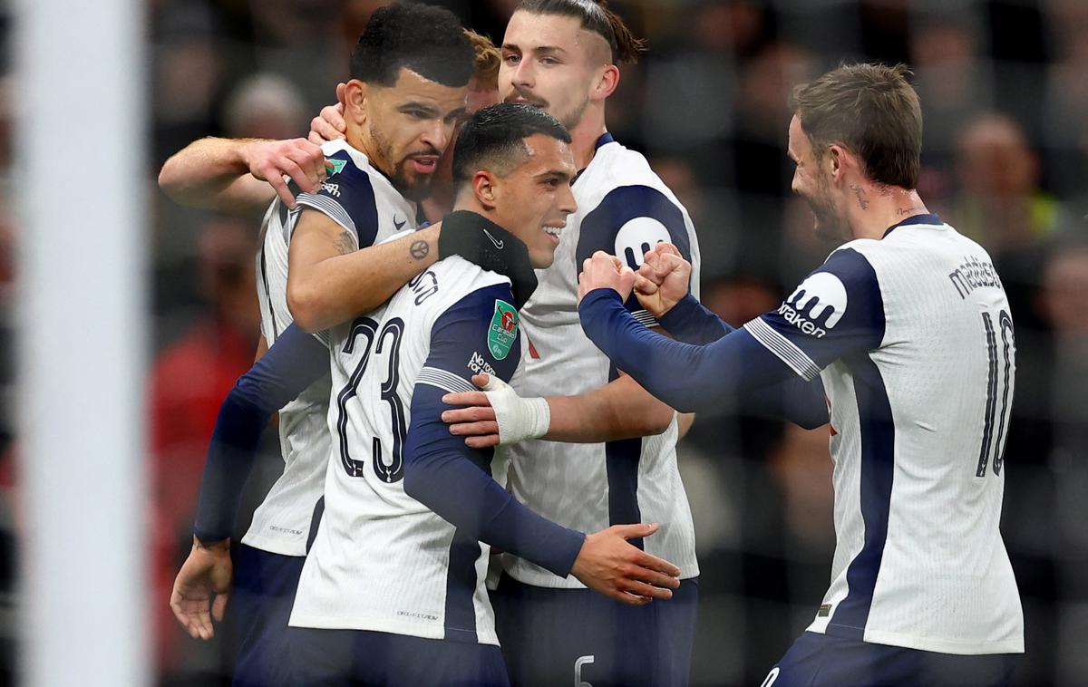 Dominic Solanke | Dominic Solanke je v 15. minuti popeljal Tottenham v vodstvo proti Manchester Unitedu. Pozneje je mrežo rdečih vragov zatresel še enkrat. | Foto Reuters