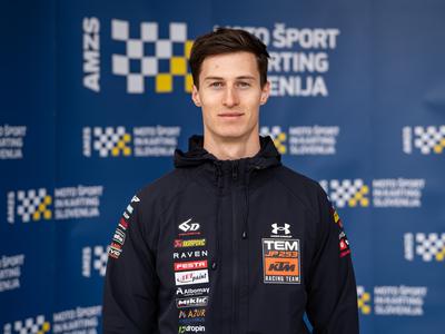 Dva Slovenca na stopničkah? "Podpišem takoj! Tega sem sposoben."