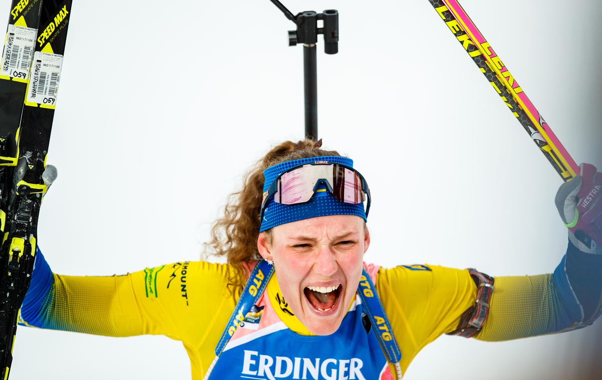 Hanna Oberg Östersund 2019 | Hanna Oberg je z zlatom razveselila ljubitelje biatlona v Östersundu. | Foto Reuters