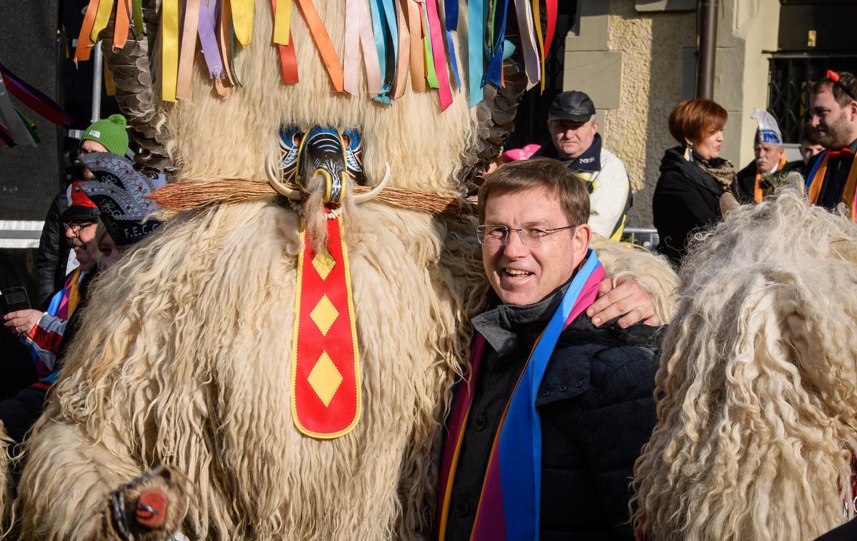 Pustni karneval na Ptuju, ki si ga je ogledal tudi predsednik vlade Miro Cerar. | Foto STA