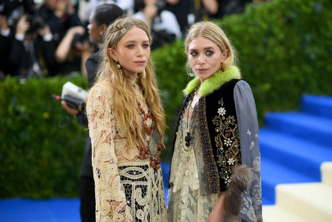 Ashley Olsen in Mary-Kate Olsen sta na čelu uspešne modne znamke The Row. | Foto: Getty Images