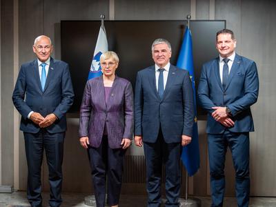 Pirc Musar sprejela veterane in svojce padlih v vojni za Slovenijo