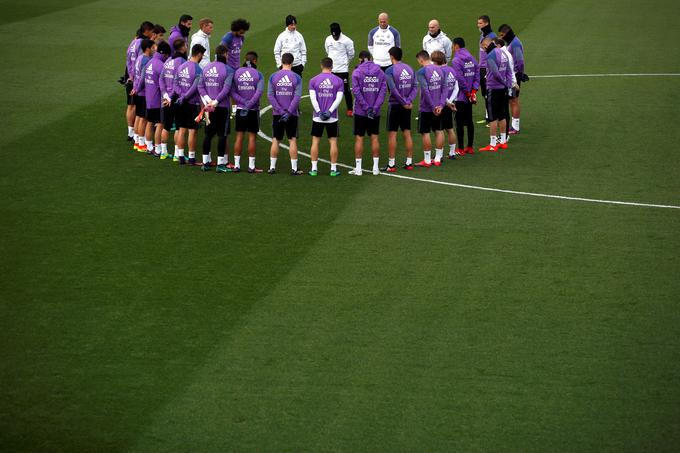 Na Chapecoense so se pred treningom spomnili tudi pri madridskem Realu. | Foto: Reuters
