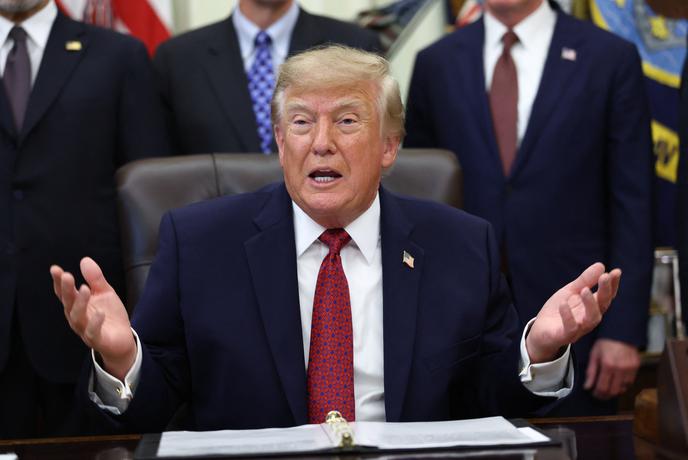 Trump nad novinarje in sodnike: Dal sem jim službo za vse življenje, vendar glasujejo proti meni