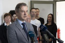 Golob poudaril pomen zaupanja v zdravstvene delavce